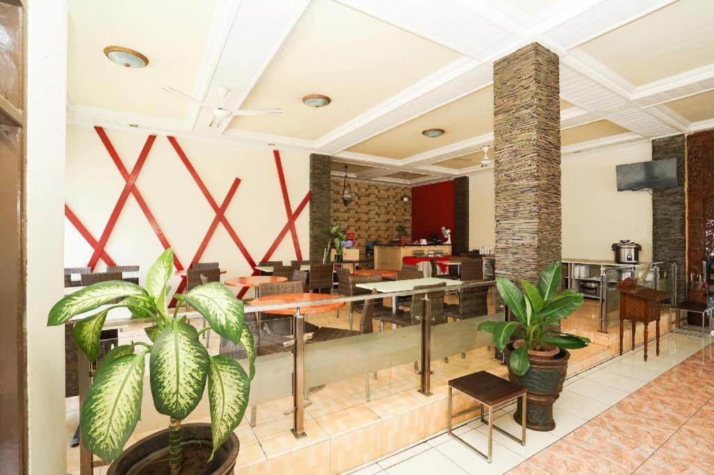 Bromo View Hotel Проболинго Екстериор снимка
