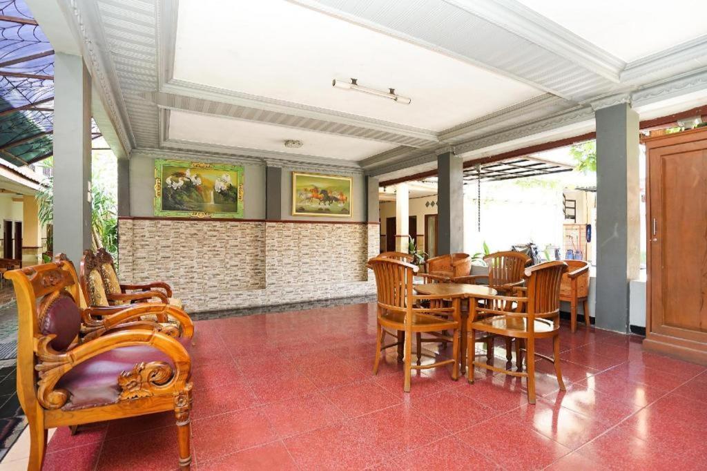 Bromo View Hotel Проболинго Екстериор снимка