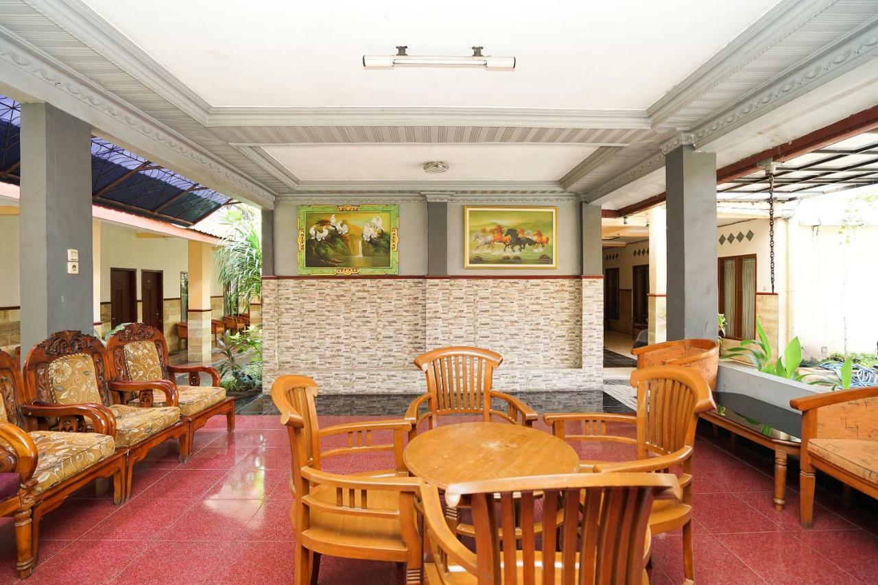 Bromo View Hotel Проболинго Екстериор снимка
