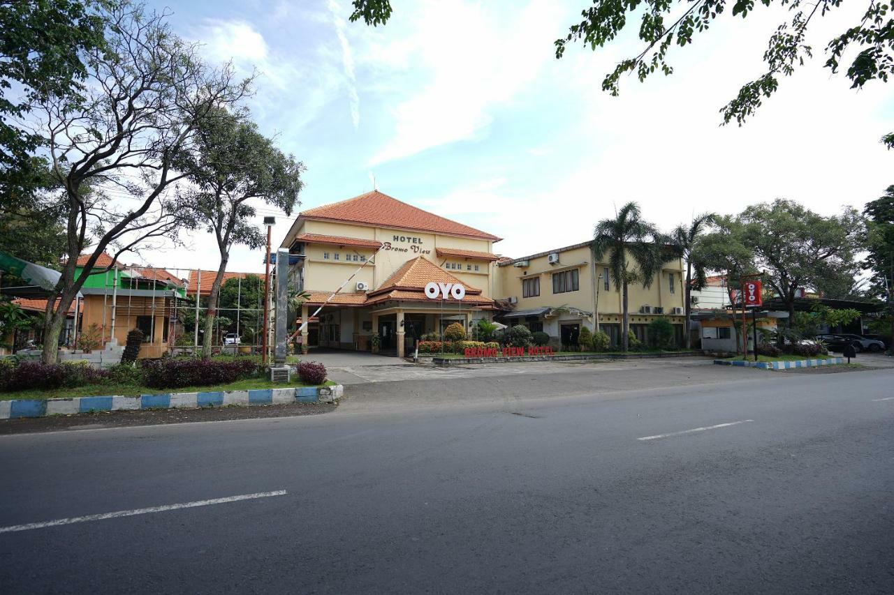 Bromo View Hotel Проболинго Екстериор снимка
