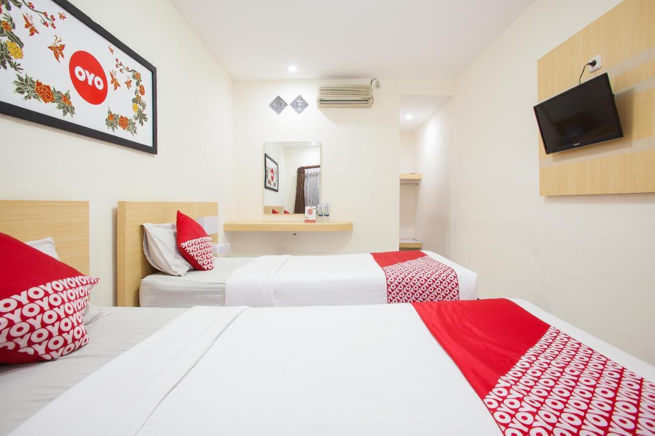Bromo View Hotel Проболинго Екстериор снимка
