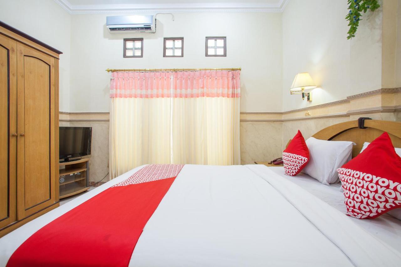 Bromo View Hotel Проболинго Екстериор снимка
