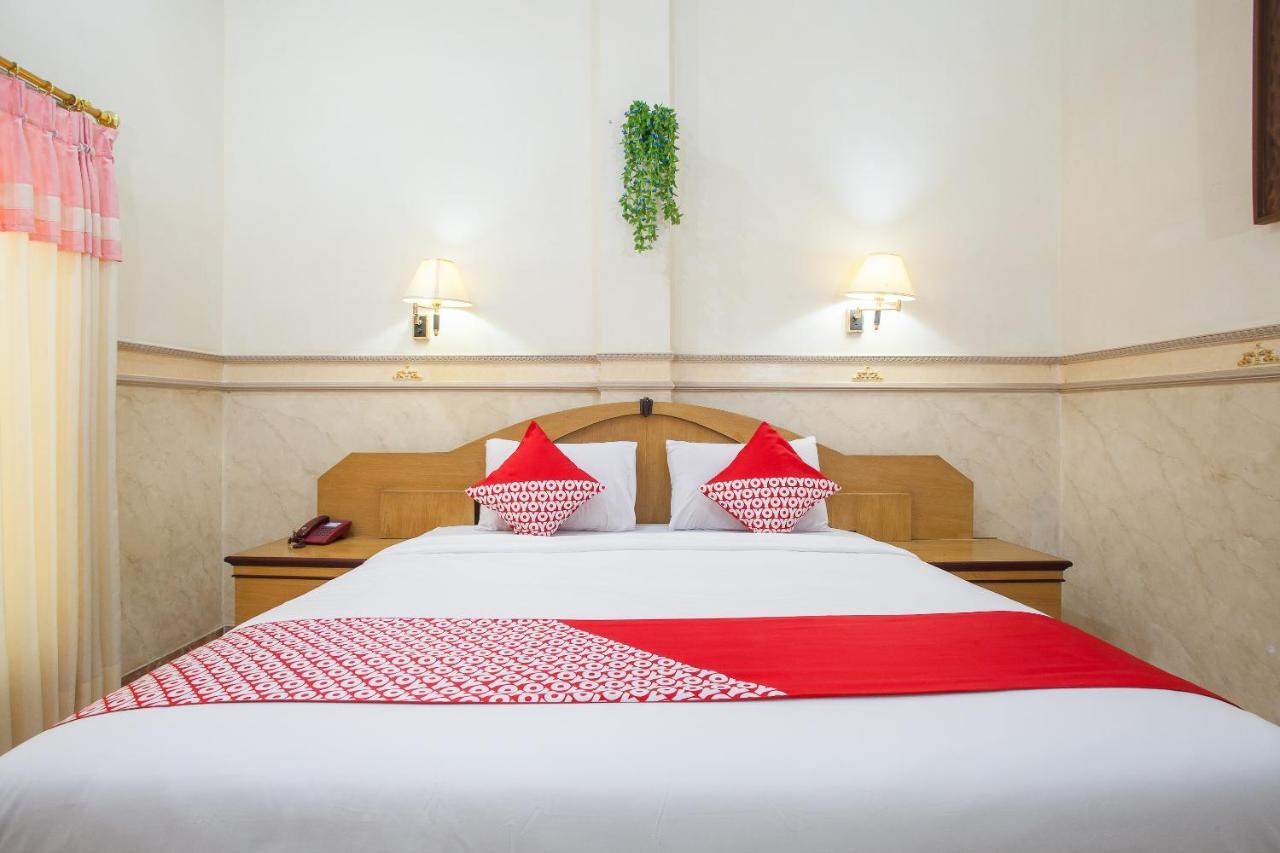 Bromo View Hotel Проболинго Екстериор снимка